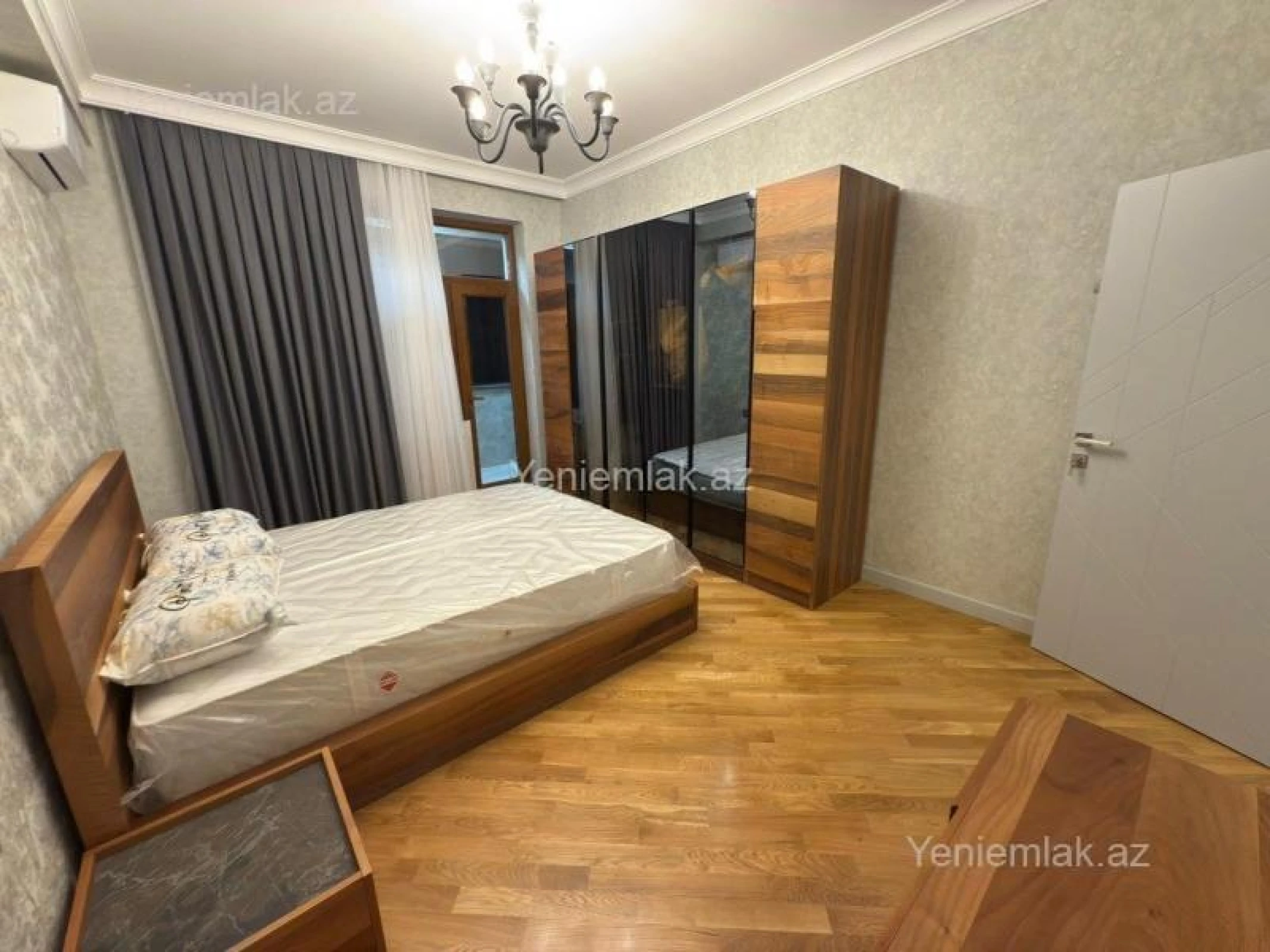Satılır 3 otaqlı yeni tikili 105 m²