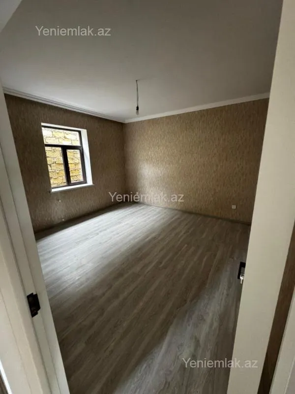Satılır 4 otaqlı həyət evi 120 m²
