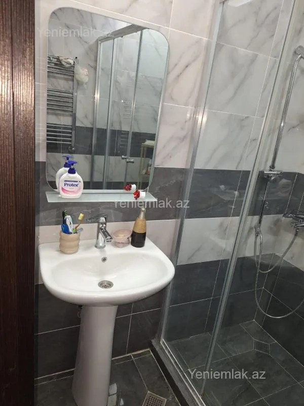 Satılır 3 otaqlı yeni tikili 88 m²