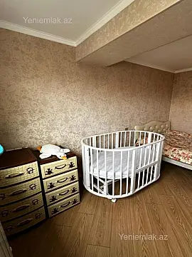 Satılır 2 otaqlı köhnə tikili 43 m²