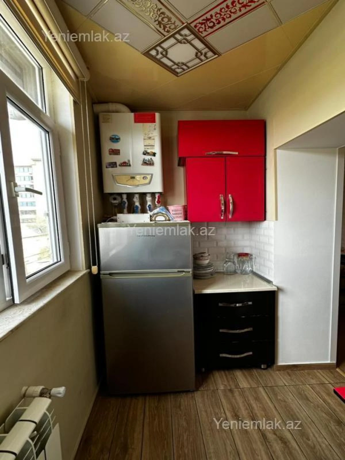 Satılır 2 otaqlı köhnə tikili 43 m²