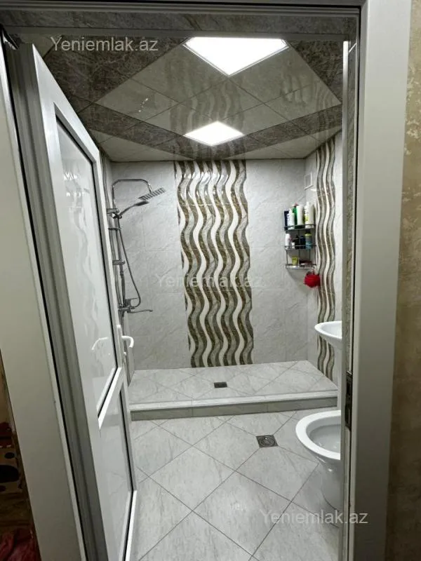 Satılır 2 otaqlı köhnə tikili 43 m²