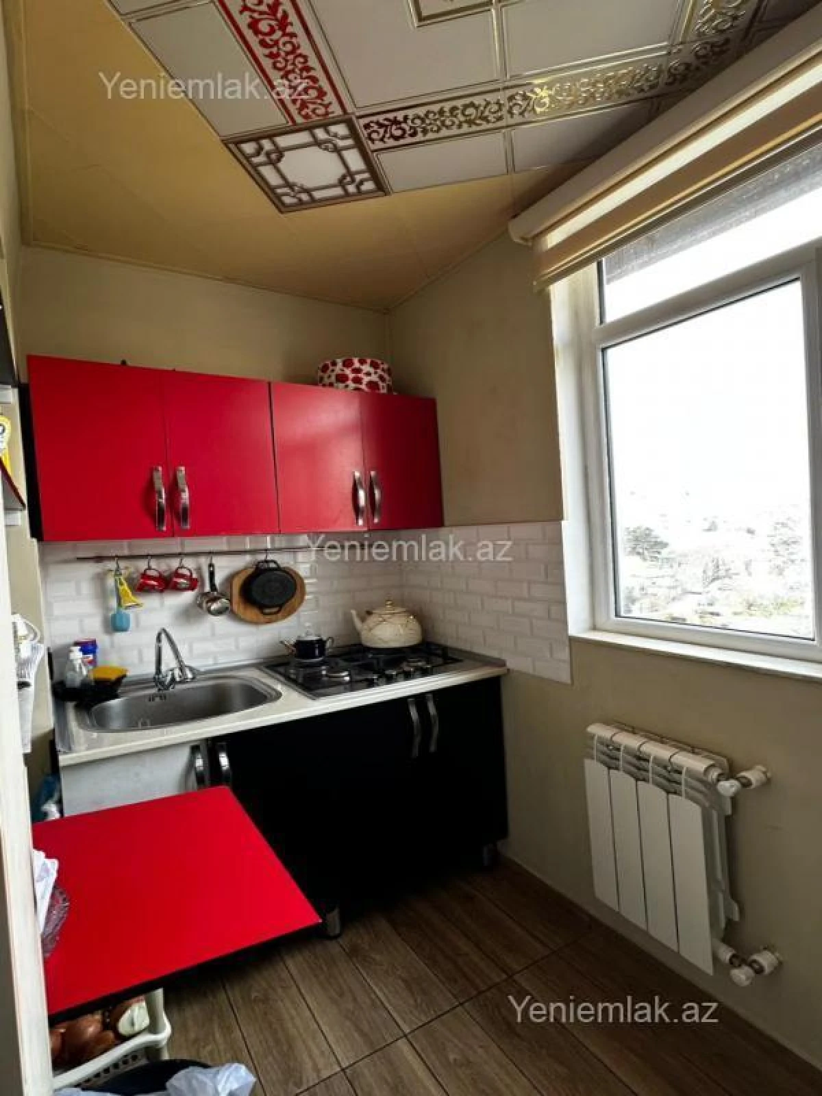 Satılır 2 otaqlı köhnə tikili 43 m²