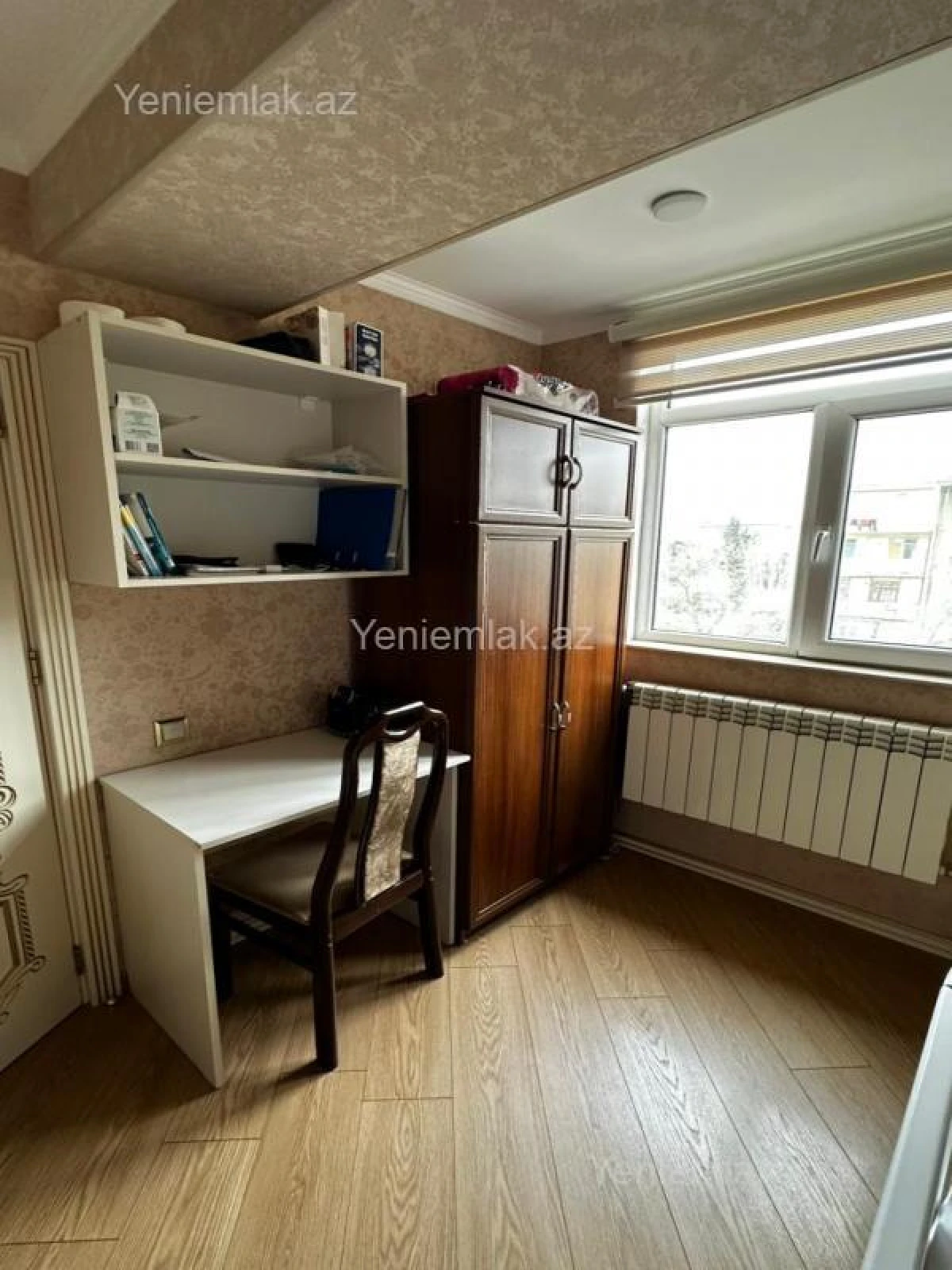 Satılır 2 otaqlı köhnə tikili 43 m²