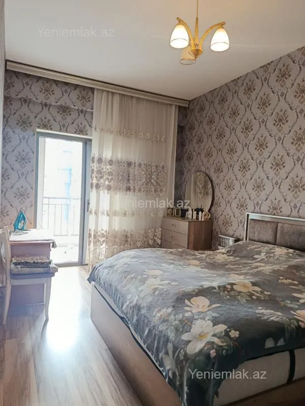 Satılır 2 otaqlı yeni tikili 100 m²