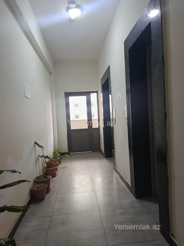 Satılır 2 otaqlı yeni tikili 100 m²