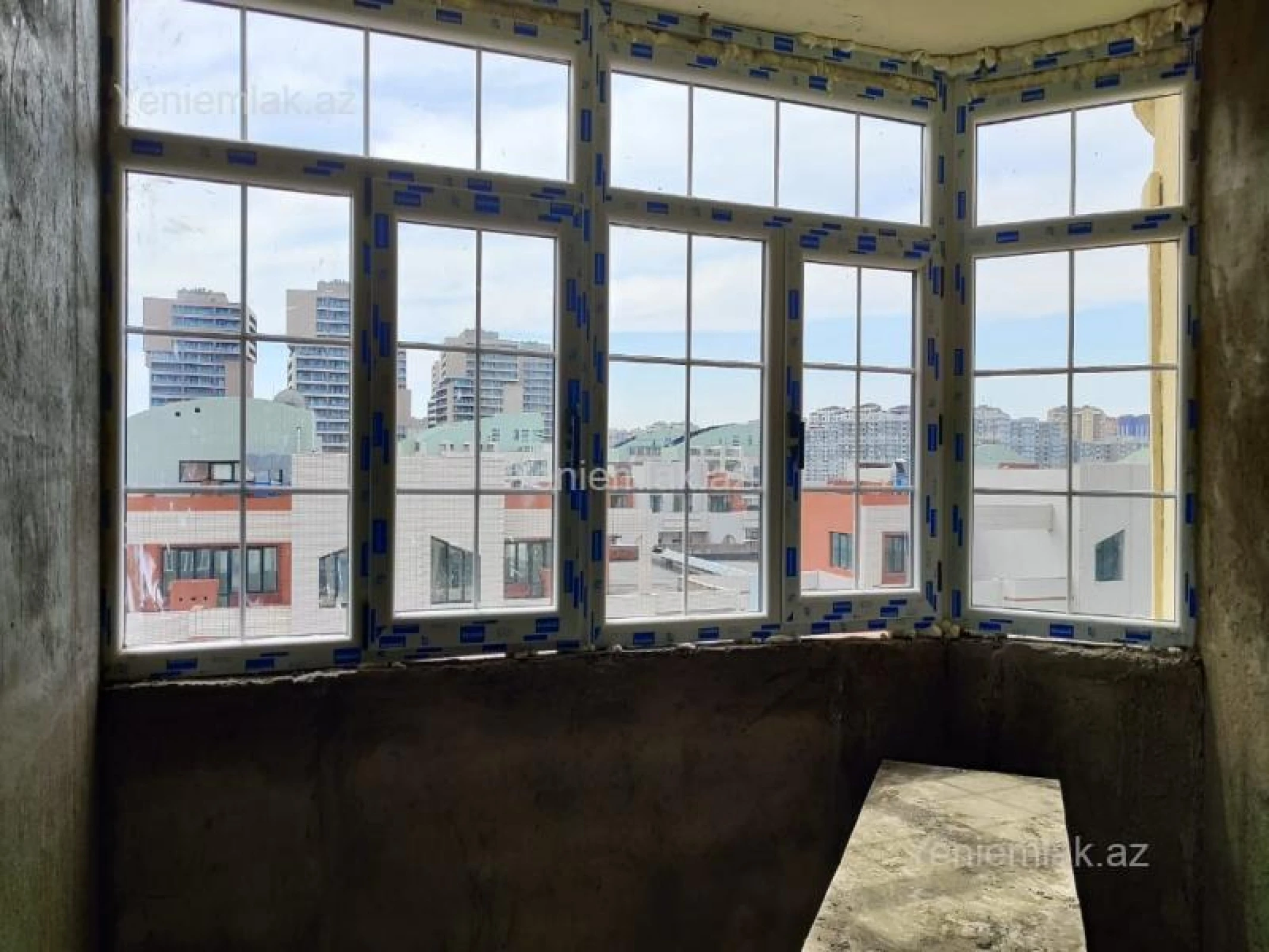 Satılır 1 otaqlı yeni tikili 68 m²