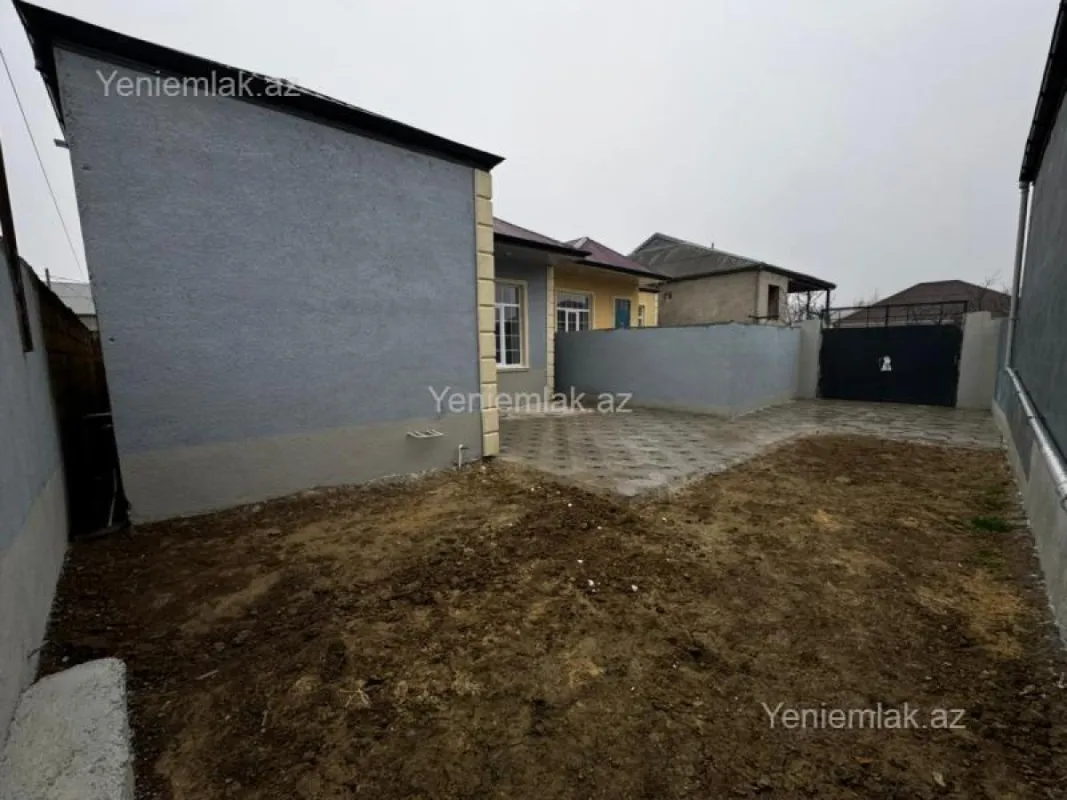 Satılır 4 otaqlı həyət evi 110 m²