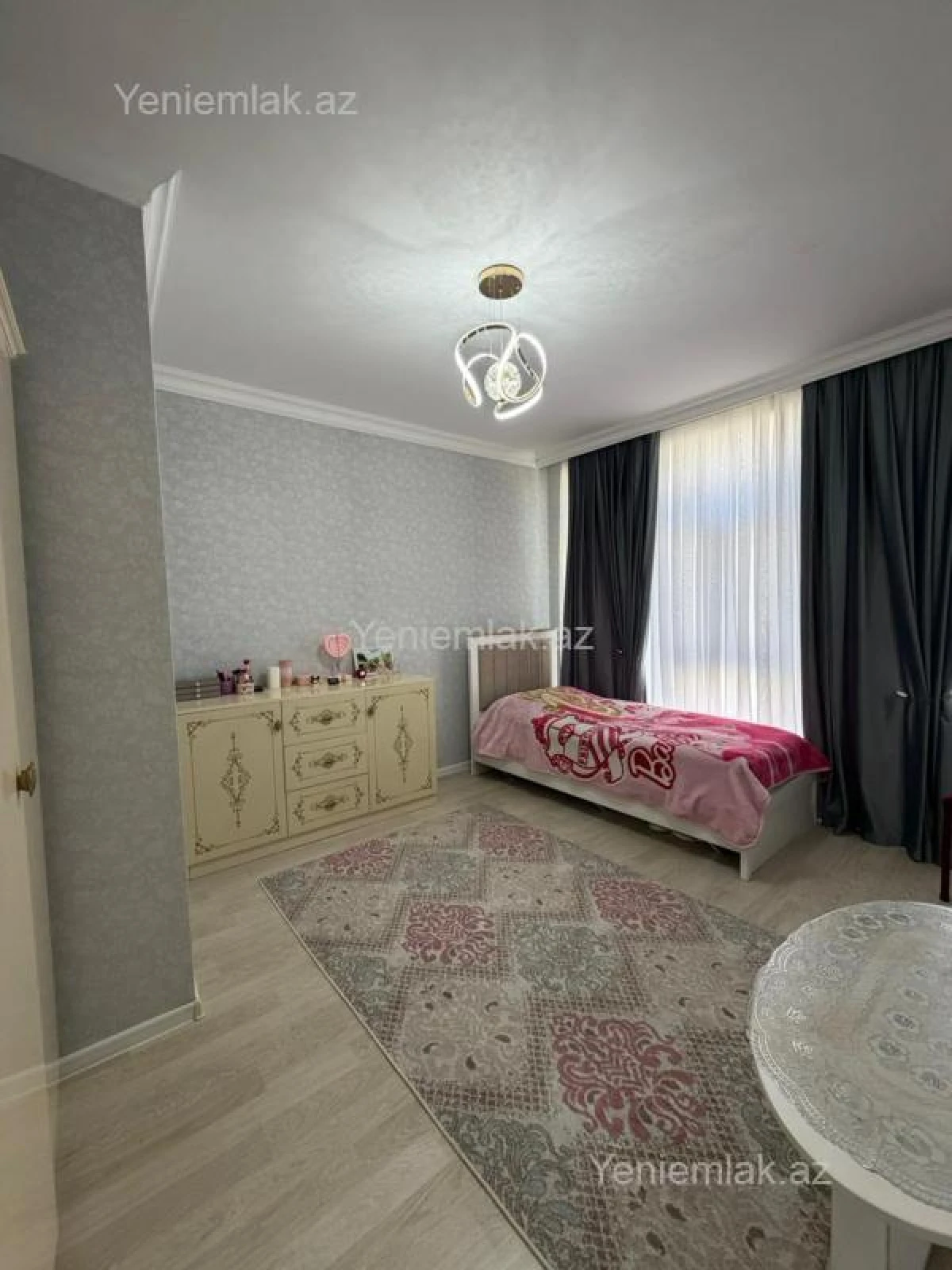 Satılır 4 otaqlı həyət evi 140 m²