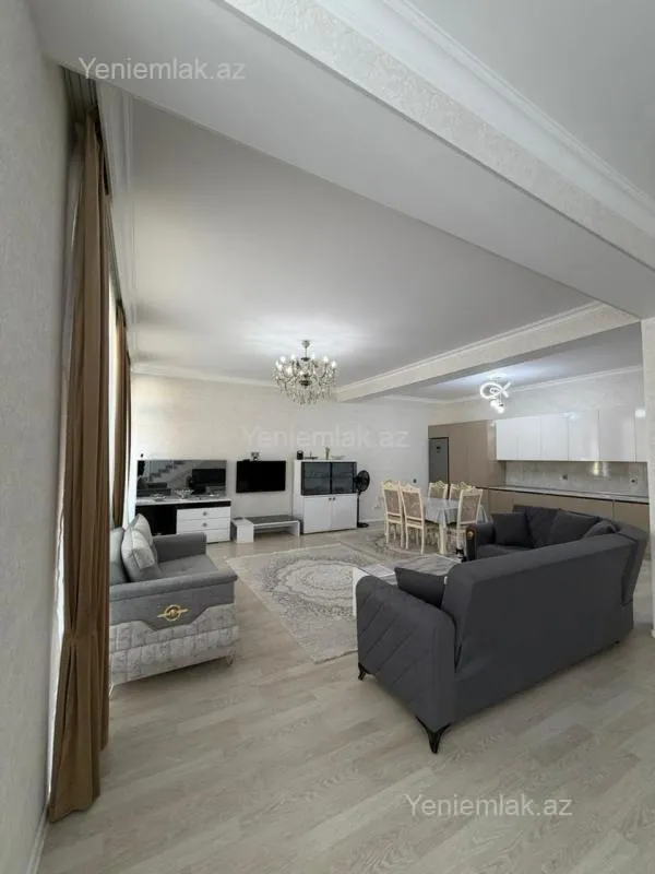 Satılır 4 otaqlı həyət evi 140 m²