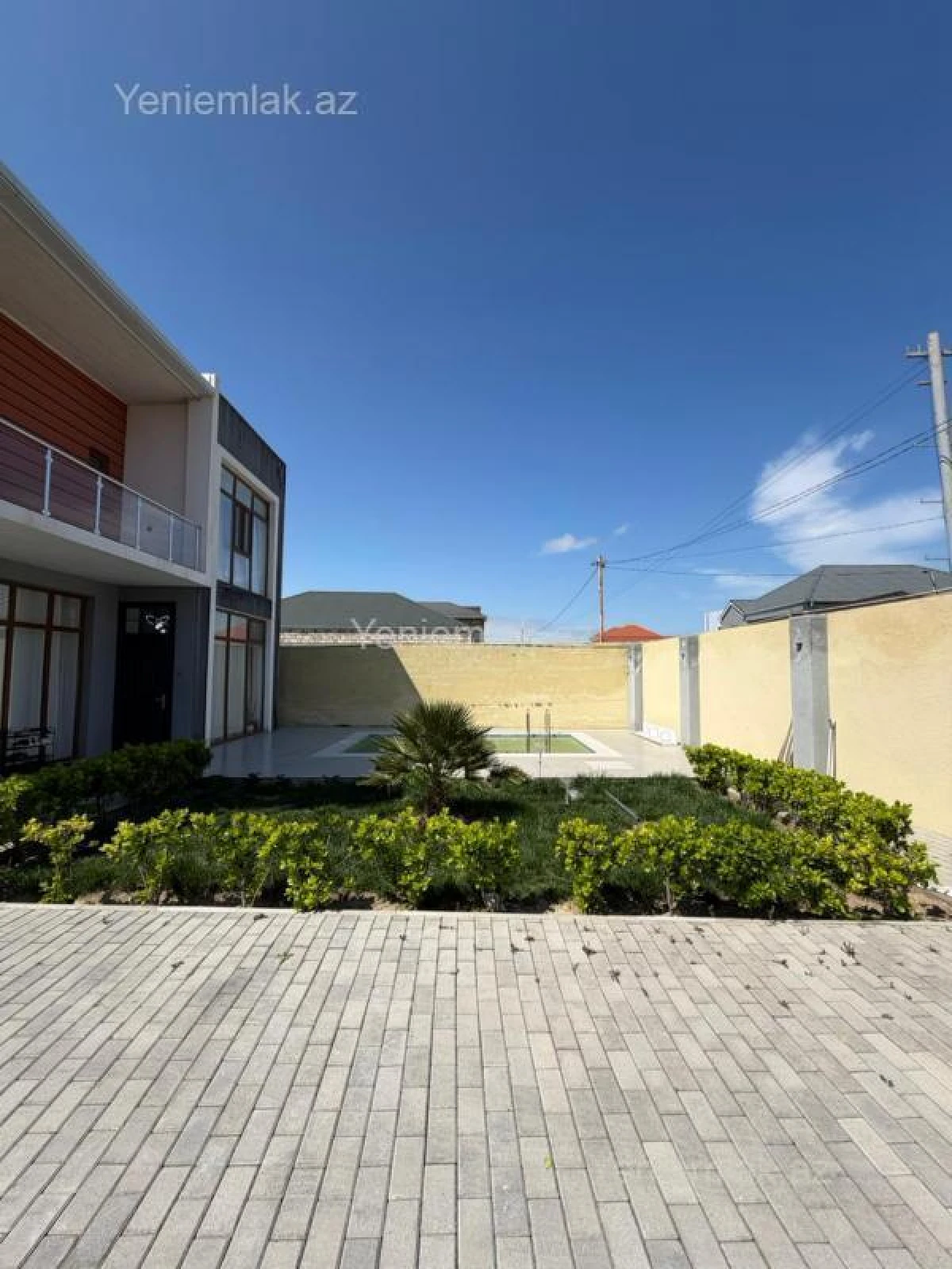 Satılır 4 otaqlı həyət evi 140 m²