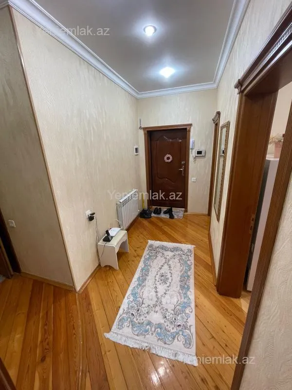 Satılır 3 otaqlı yeni tikili 84 m²