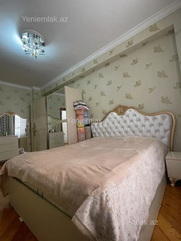 Satılır 3 otaqlı yeni tikili 84 m²