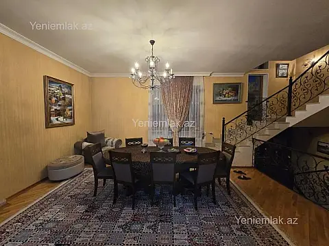 Satılır 6 otaqlı həyət evi 600 m²