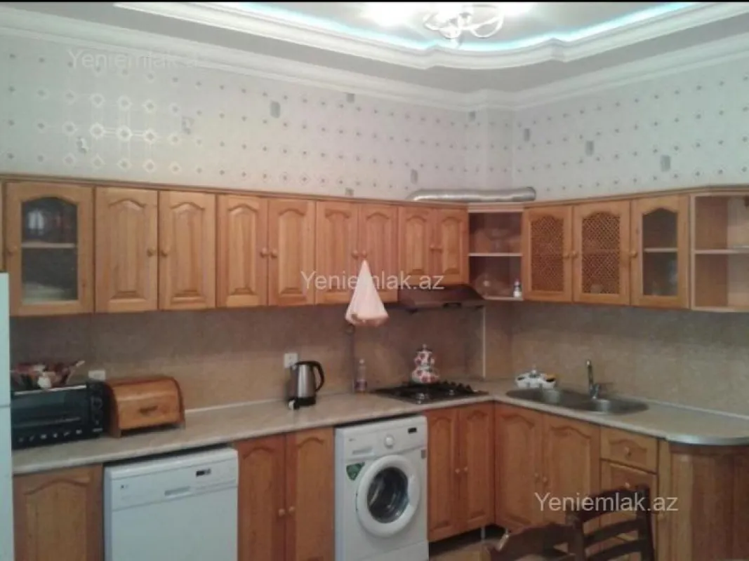 Satılır 2 otaqlı yeni tikili 100 m²