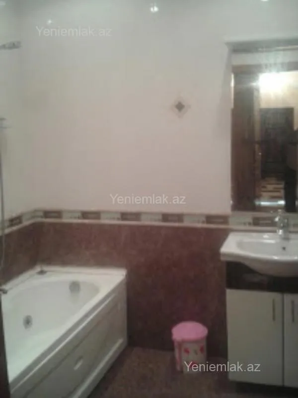 Satılır 2 otaqlı yeni tikili 100 m²