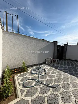 Satılır 4 otaqlı həyət evi 125 m²