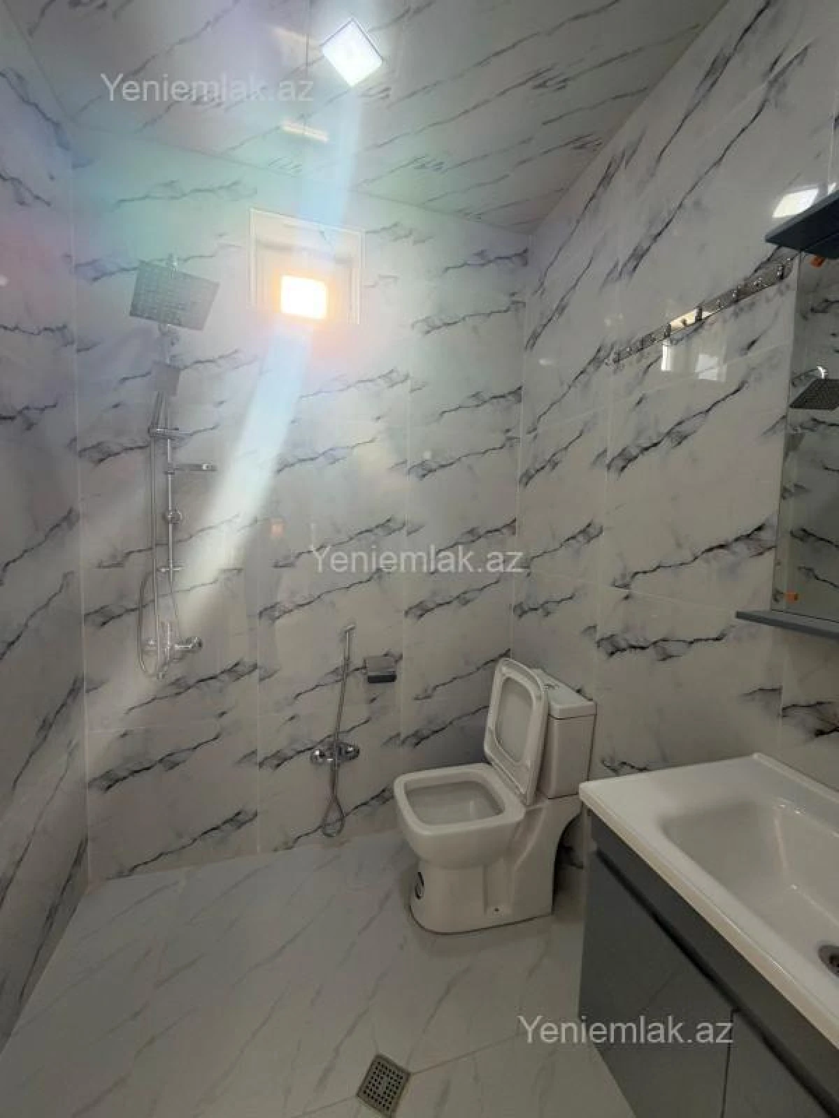 Satılır 4 otaqlı həyət evi 125 m²