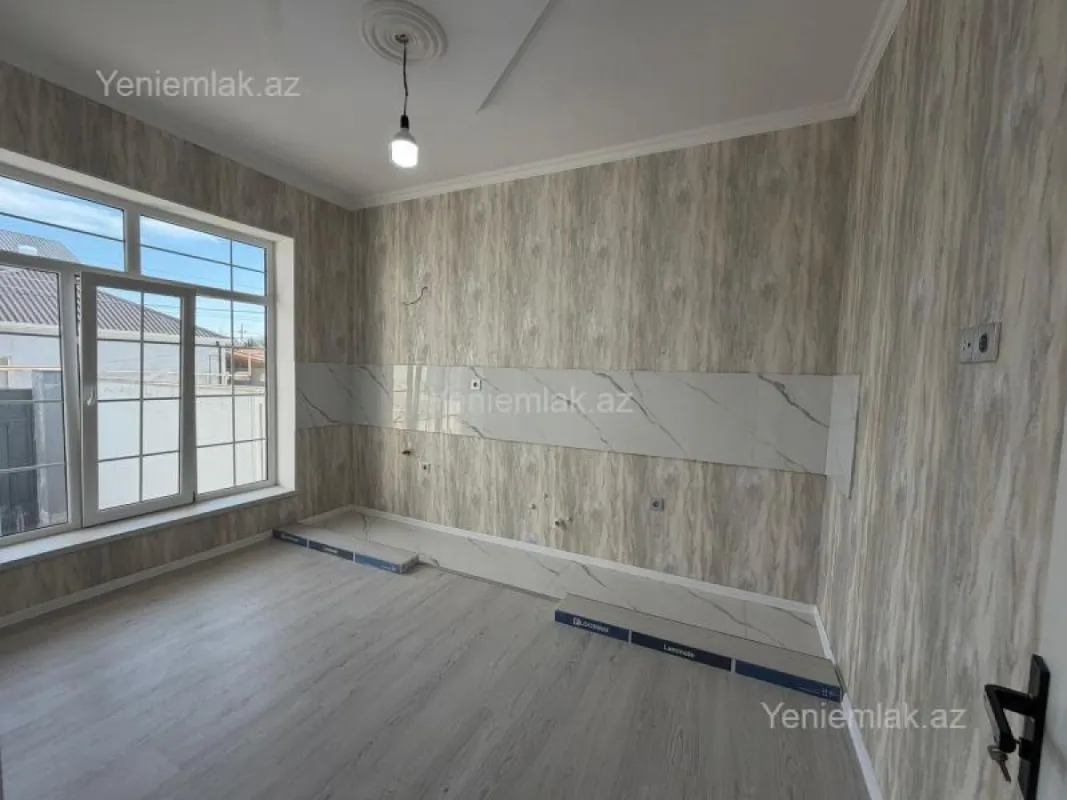 Satılır 4 otaqlı həyət evi 125 m²