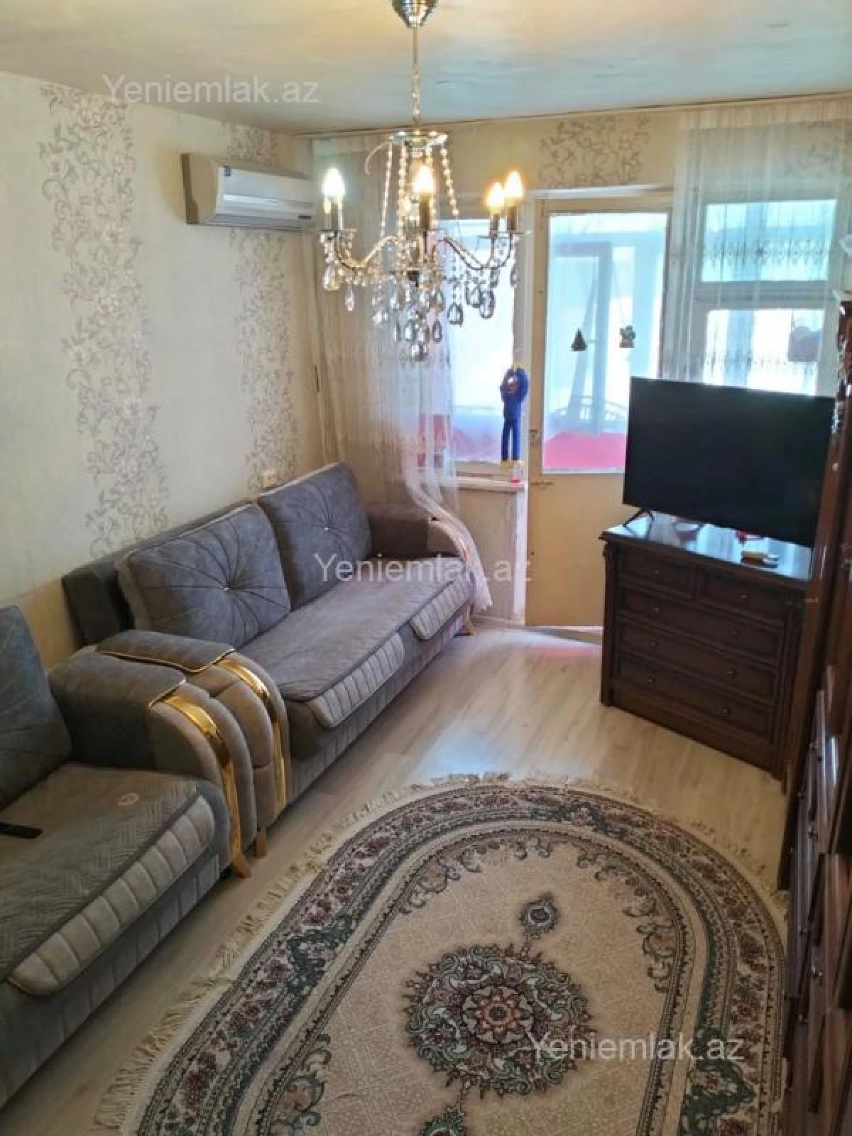 Satılır 1 otaqlı köhnə tikili 32 m²