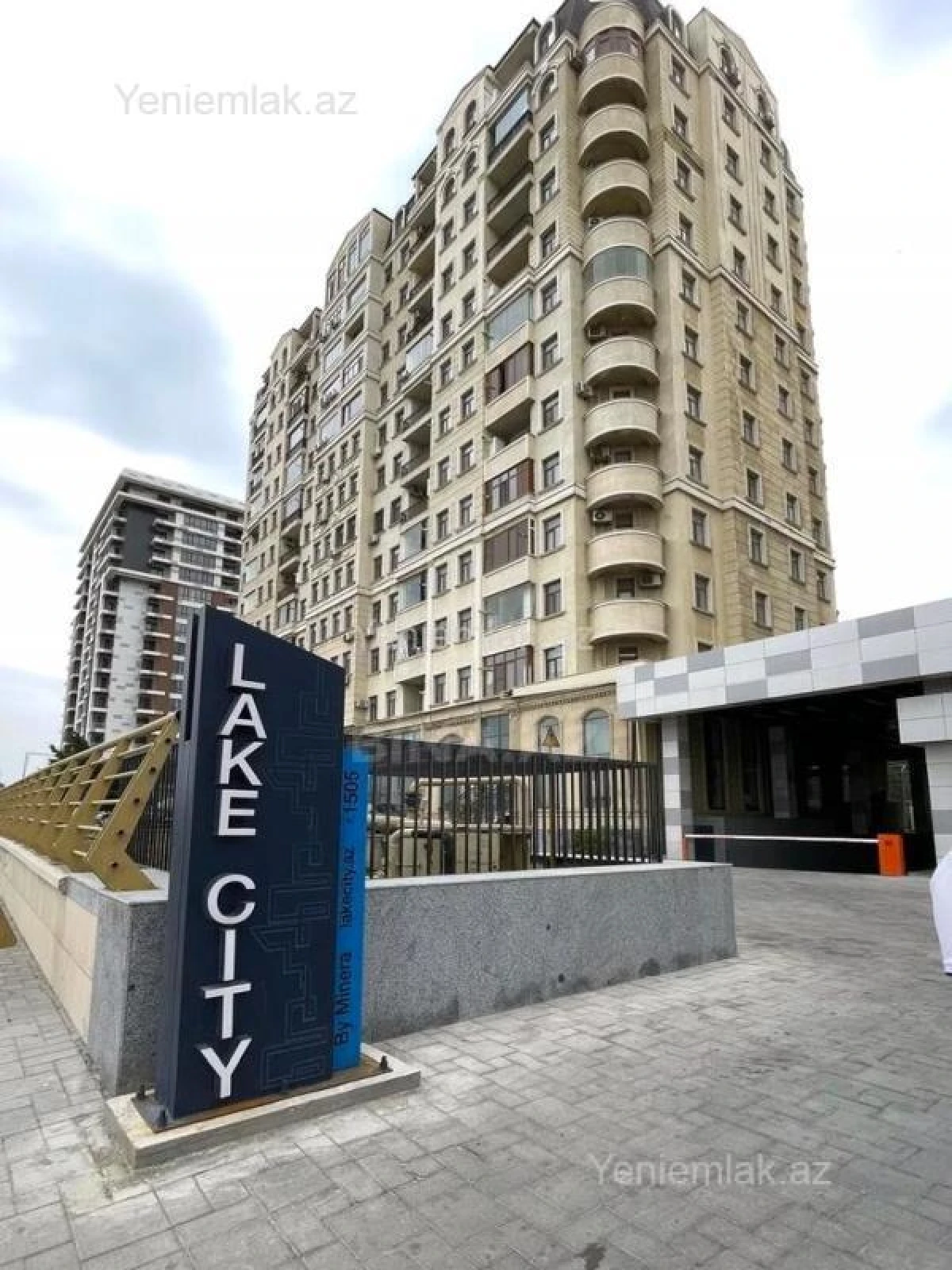 Satılır 2 otaqlı yeni tikili 90 m²