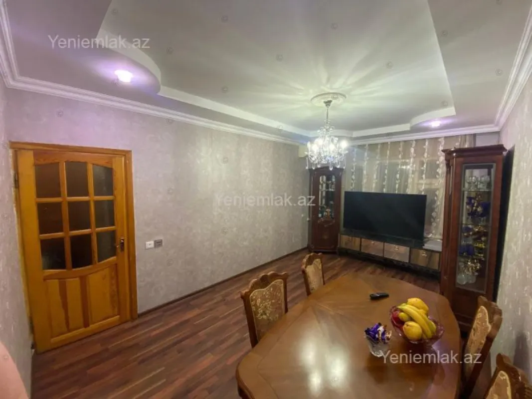 Satılır 2 otaqlı köhnə tikili 60 m²