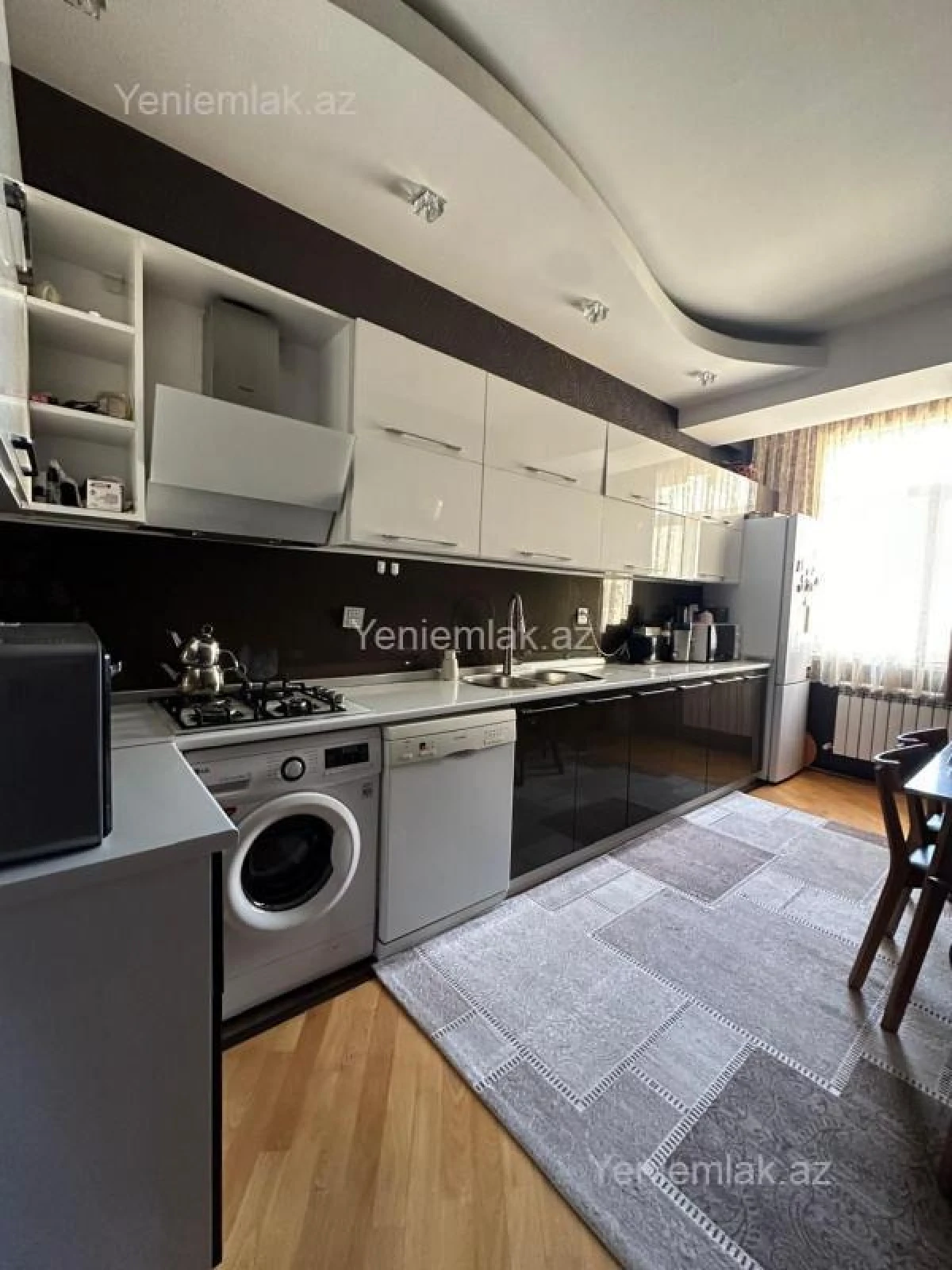 Satılır 2 otaqlı yeni tikili 88 m²