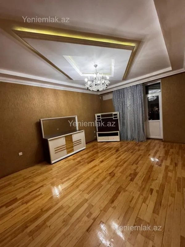 Satılır 3 otaqlı yeni tikili 100 m²