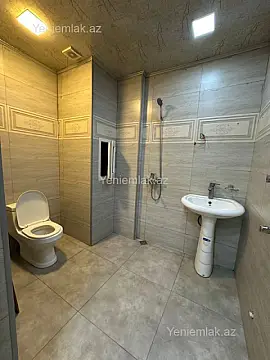 Satılır 2 otaqlı yeni tikili 60 m²