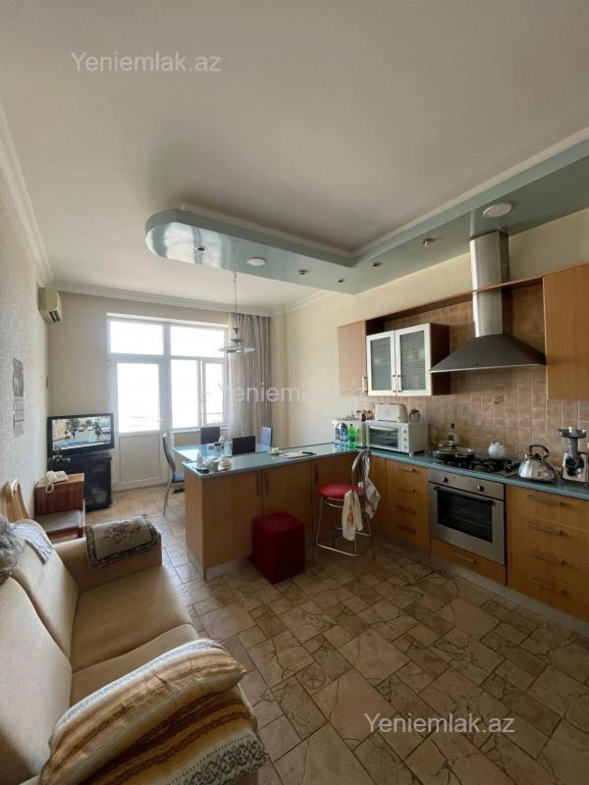 Satılır 4 otaqlı yeni tikili 180 m²