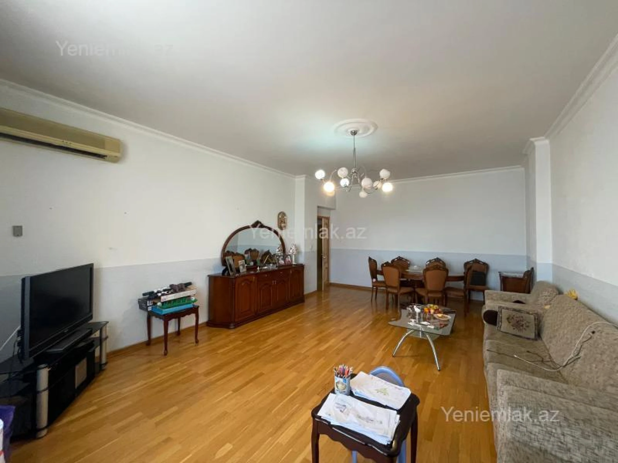 Satılır 4 otaqlı yeni tikili 180 m²