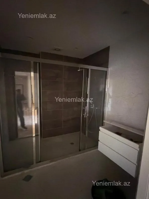 Satılır 3 otaqlı yeni tikili 116 m²