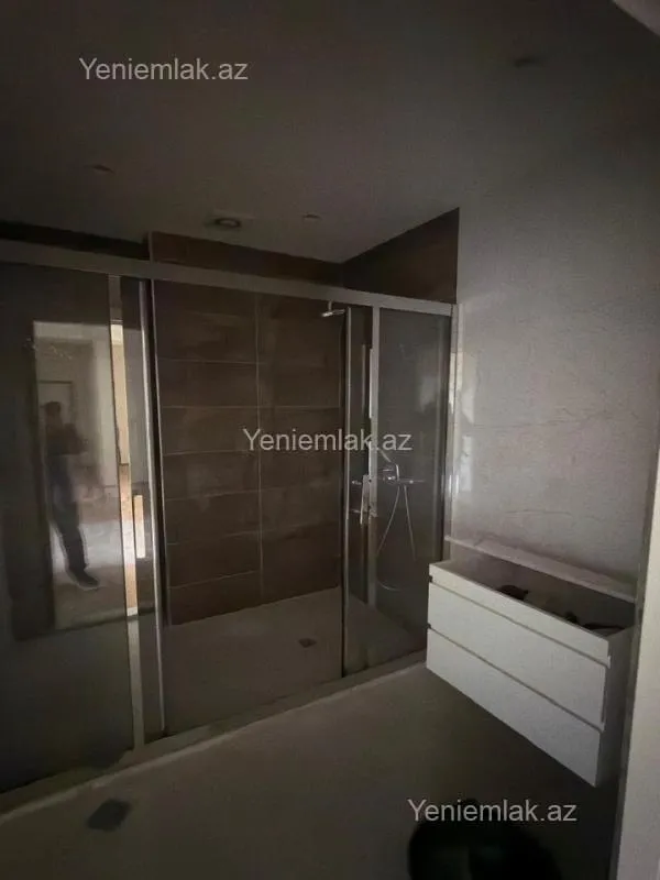Satılır 3 otaqlı yeni tikili 116 m²