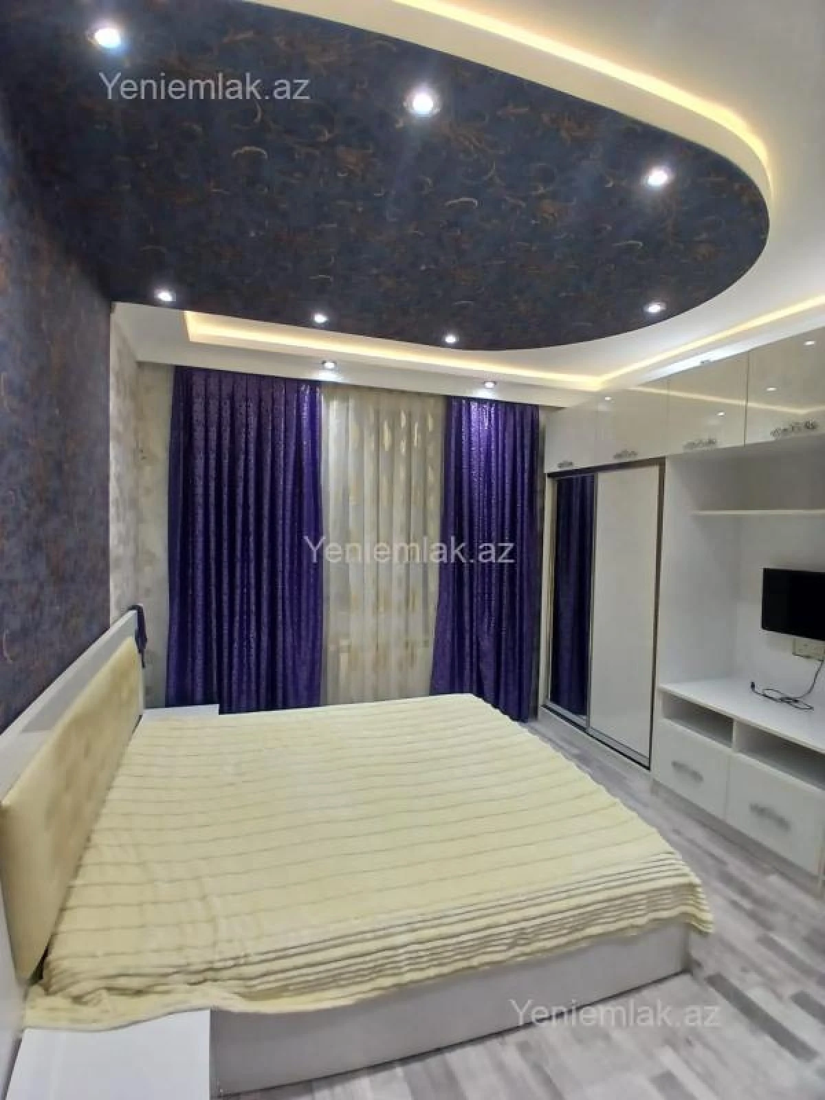 Satılır 3 otaqlı yeni tikili 77 m²