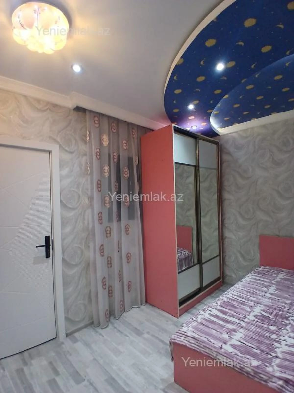 Satılır 3 otaqlı yeni tikili 77 m²