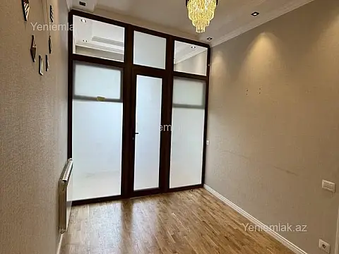 Satılır 3 otaqlı yeni tikili 70 m²