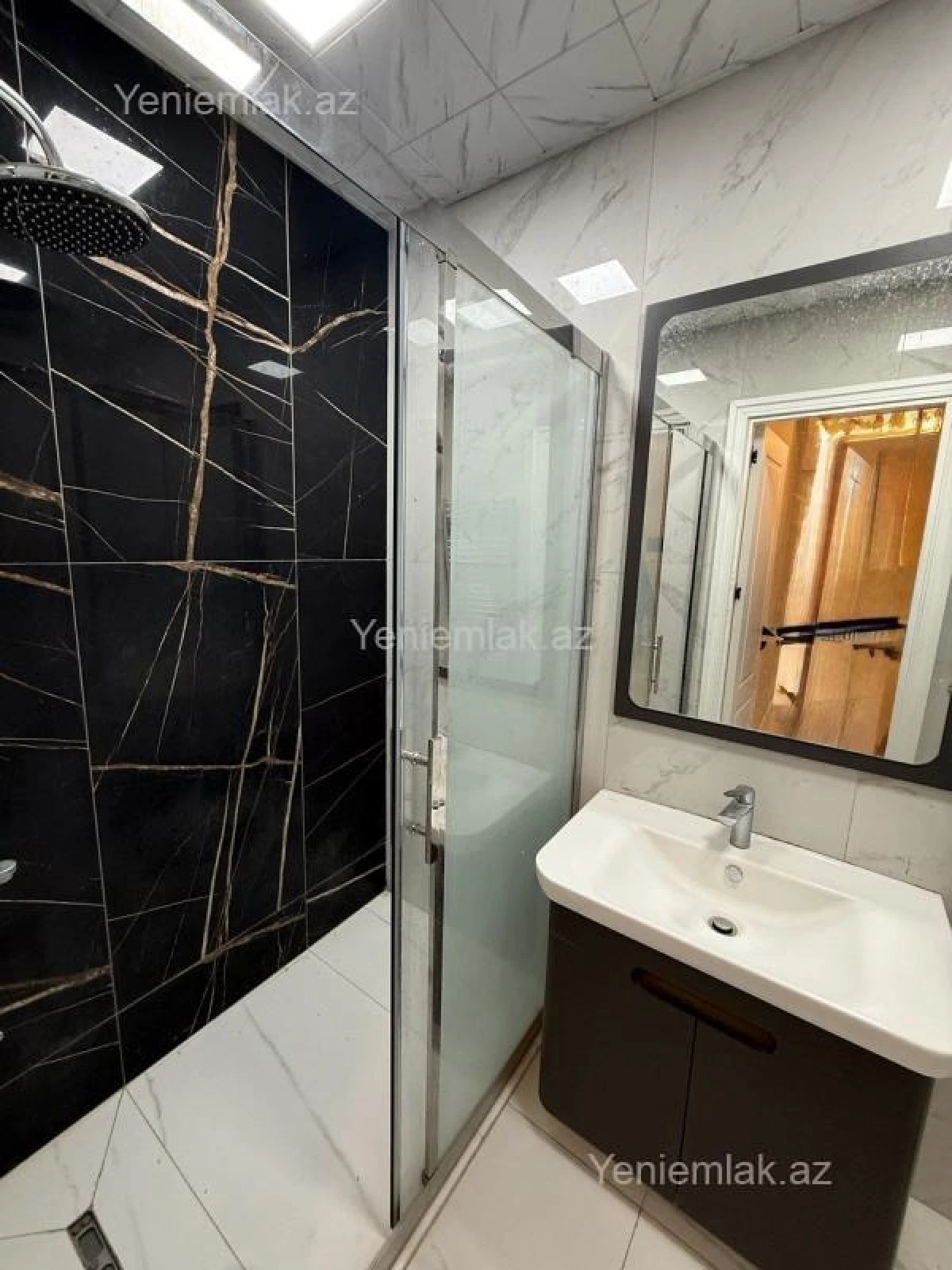 Satılır 3 otaqlı yeni tikili 70 m²