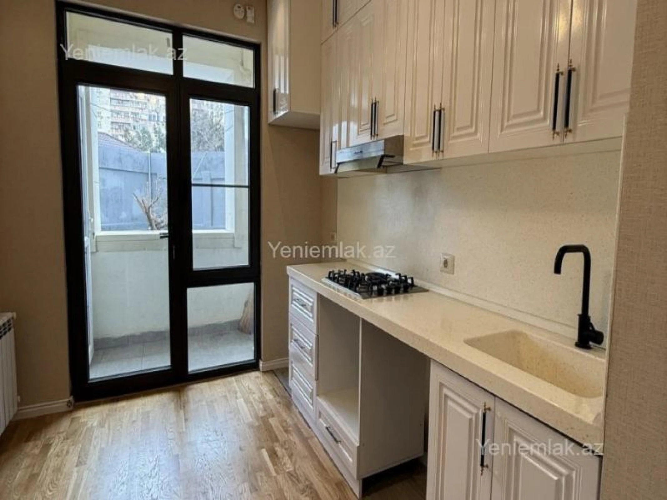 Satılır 3 otaqlı yeni tikili 70 m²