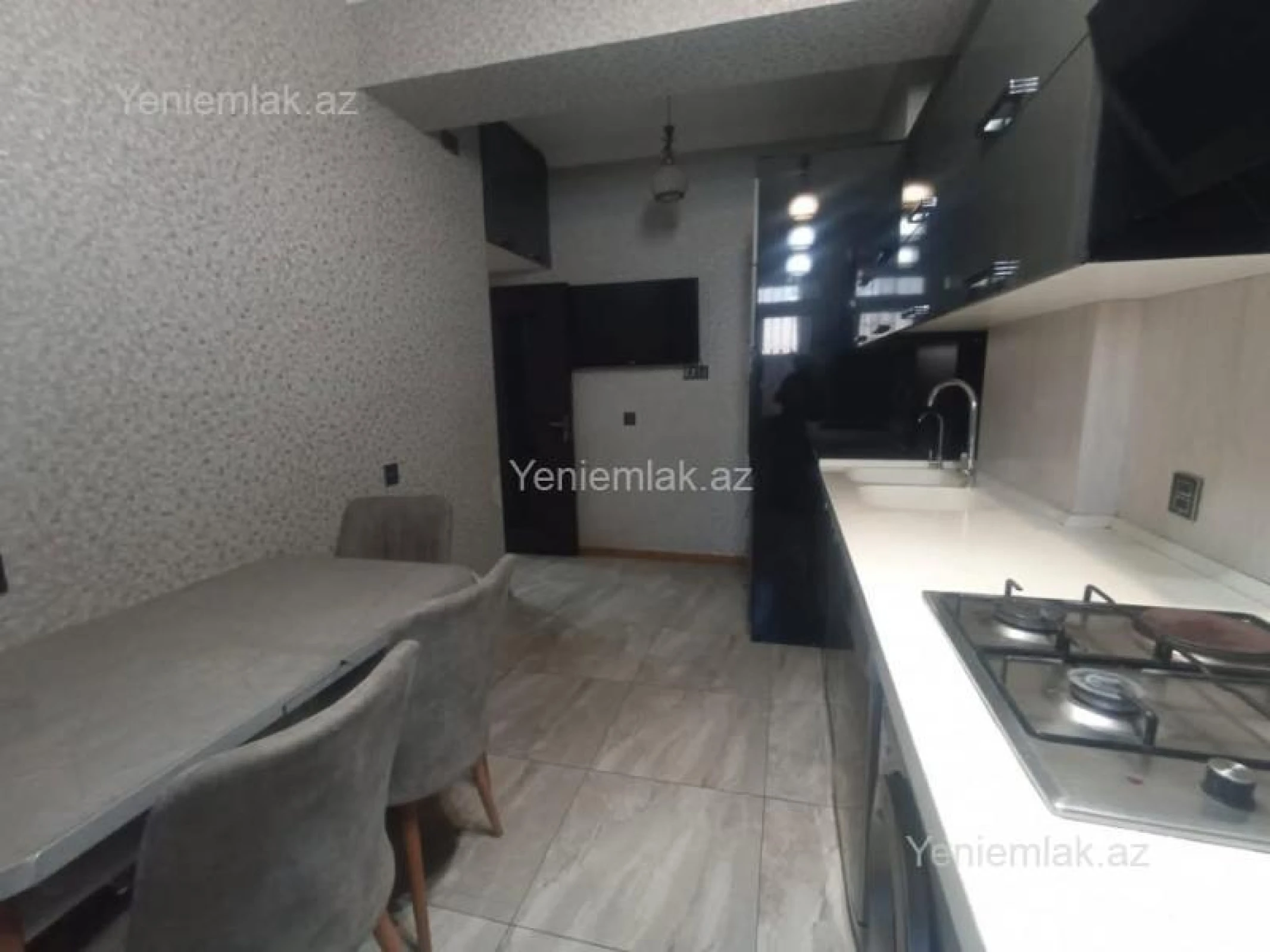 Satılır 3 otaqlı yeni tikili 80 m²
