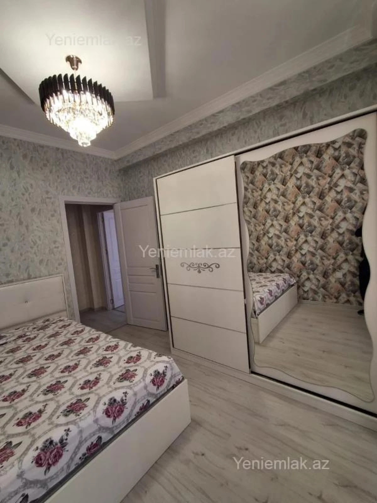 Satılır 2 otaqlı yeni tikili 90 m²