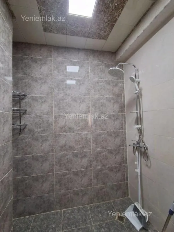 Satılır 2 otaqlı yeni tikili 90 m²