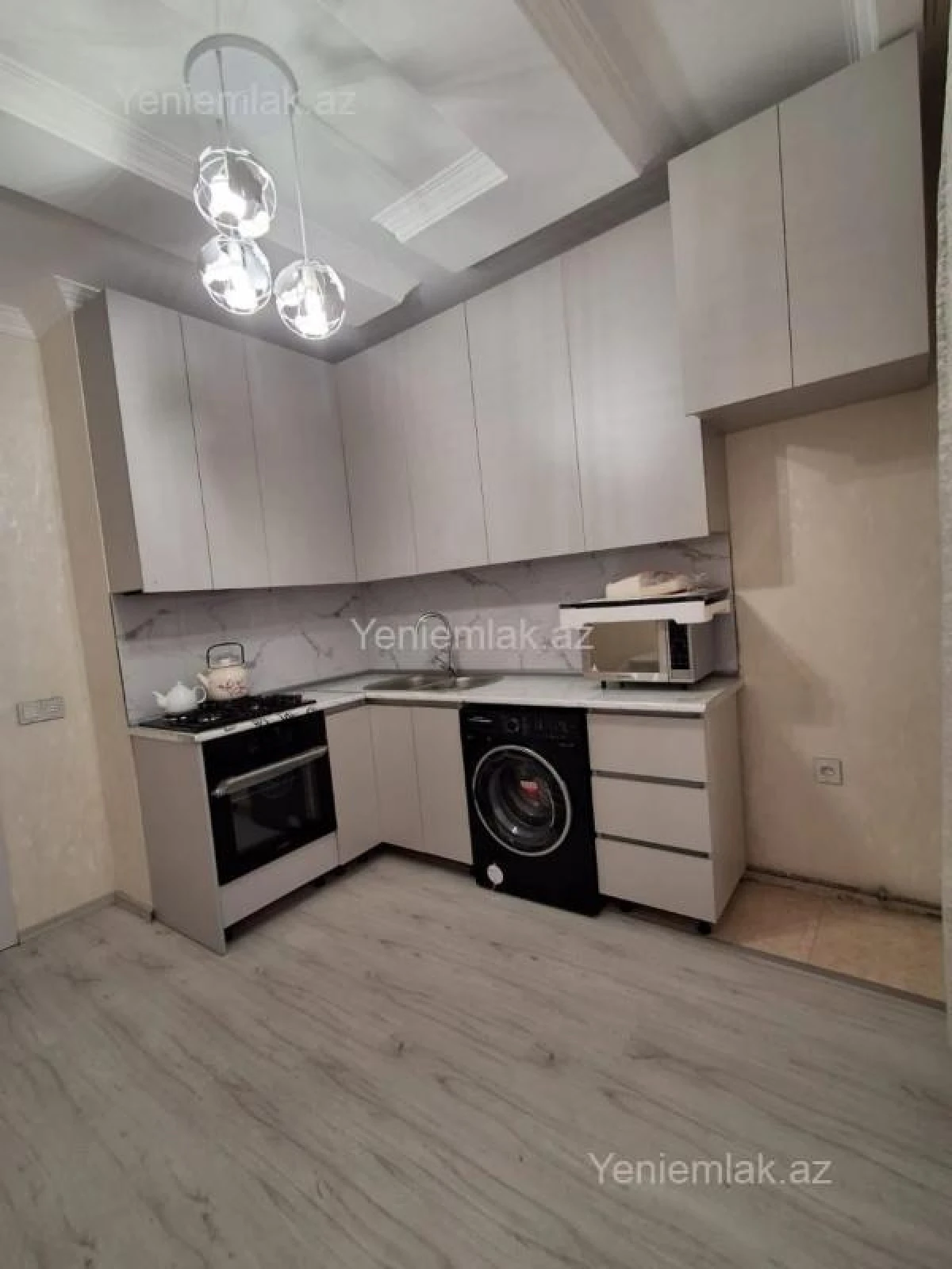 Satılır 2 otaqlı yeni tikili 90 m²