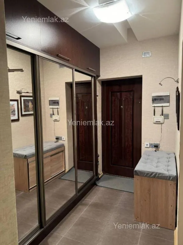 Satılır 3 otaqlı yeni tikili 95 m²