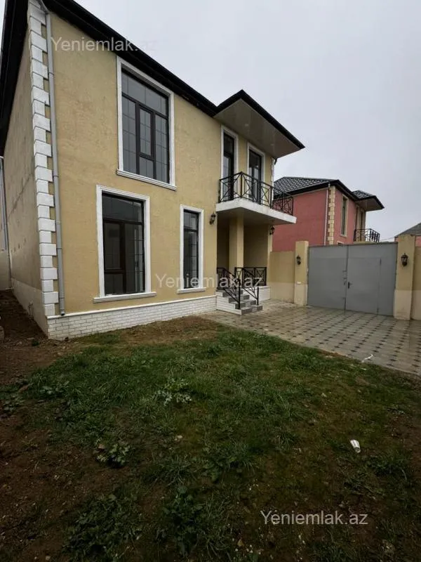 Satılır 4 otaqlı həyət evi 145 m²