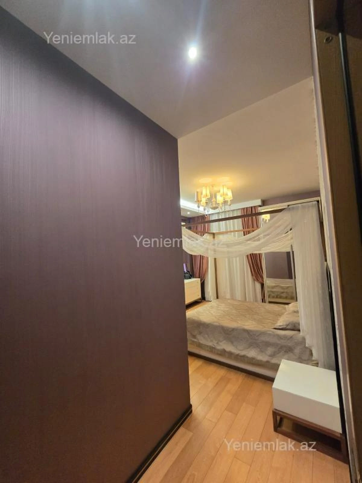 Satılır 3 otaqlı yeni tikili 158 m²