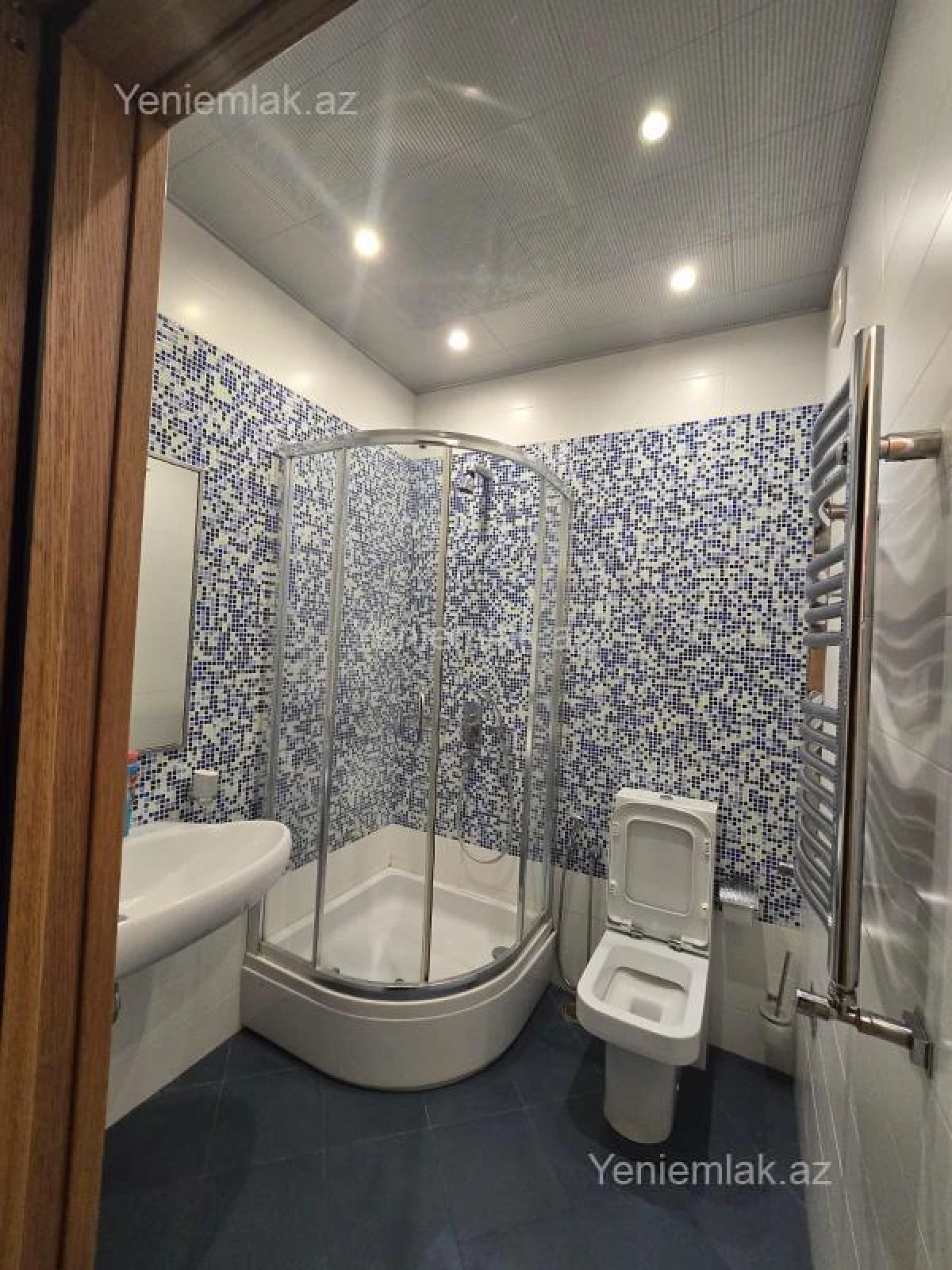 Satılır 3 otaqlı yeni tikili 158 m²