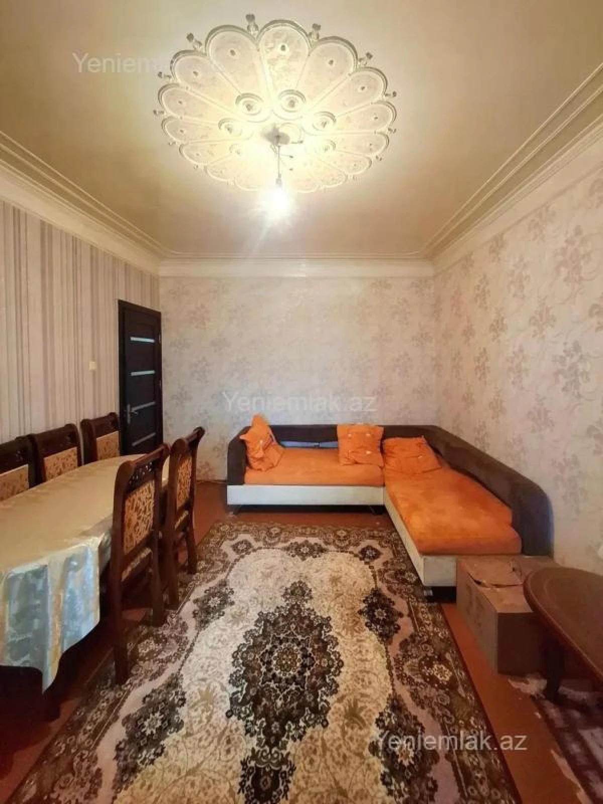 Satılır 2 otaqlı köhnə tikili 57 m²