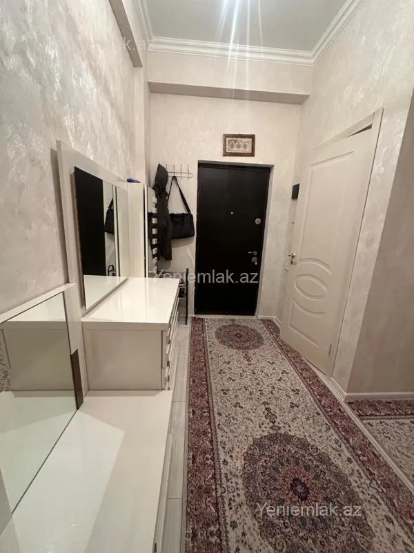 Satılır 2 otaqlı yeni tikili 63 m²