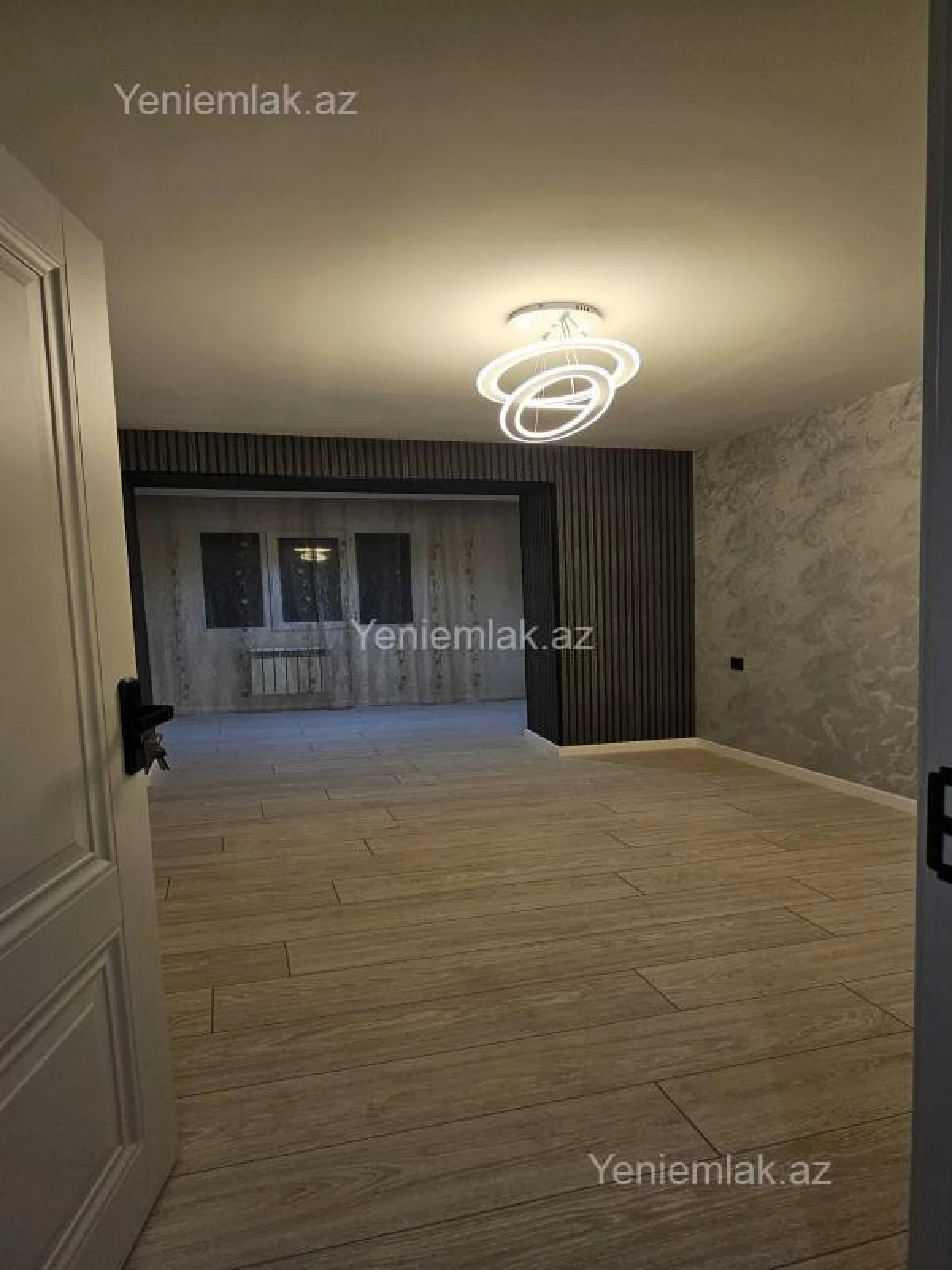 Satılır 2 otaqlı köhnə tikili 60 m²
