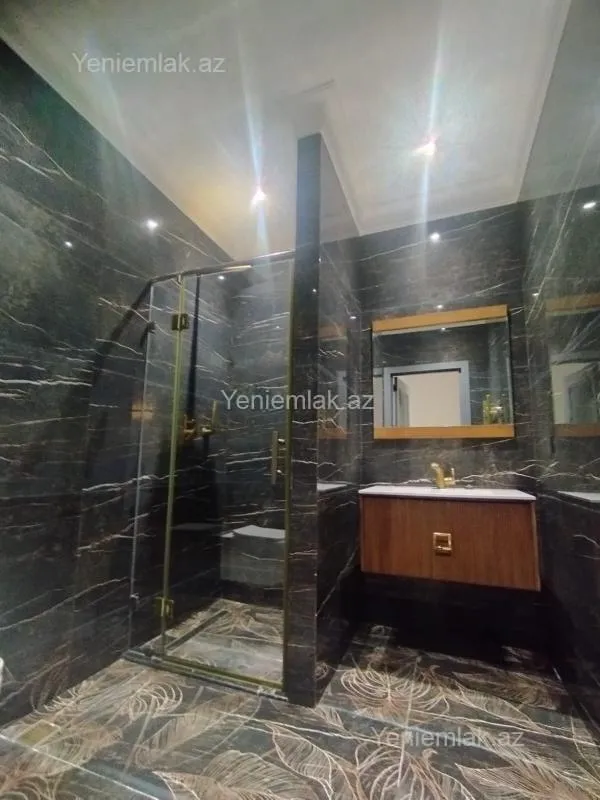 Satılır 3 otaqlı yeni tikili 142 m²